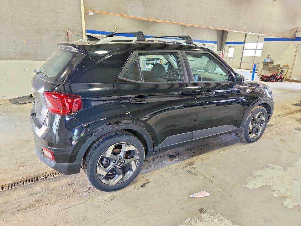 51643196 :رقم المزاد ، KMHRC8A39NU188776 vin ، 2022 Hyundai Venue مزاد بيع