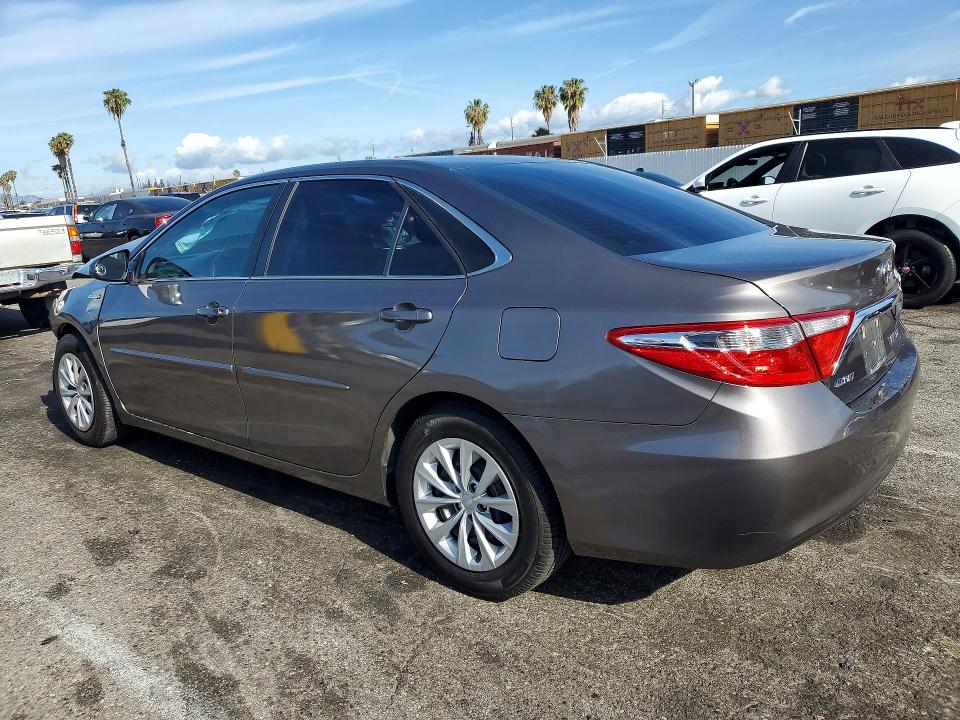 51052376 :رقم المزاد ، 4T1BD1FK2FU167419 vin ، 2015 Toyota Camry Hybrid مزاد بيع
