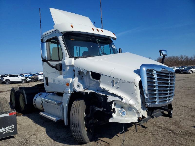 2020 Freightliner Cascadia 125 მანქანა იყიდება აუქციონზე, vin: 3AKJGEFG9LDLS7664, აუქციონის ნომერი: 74345955