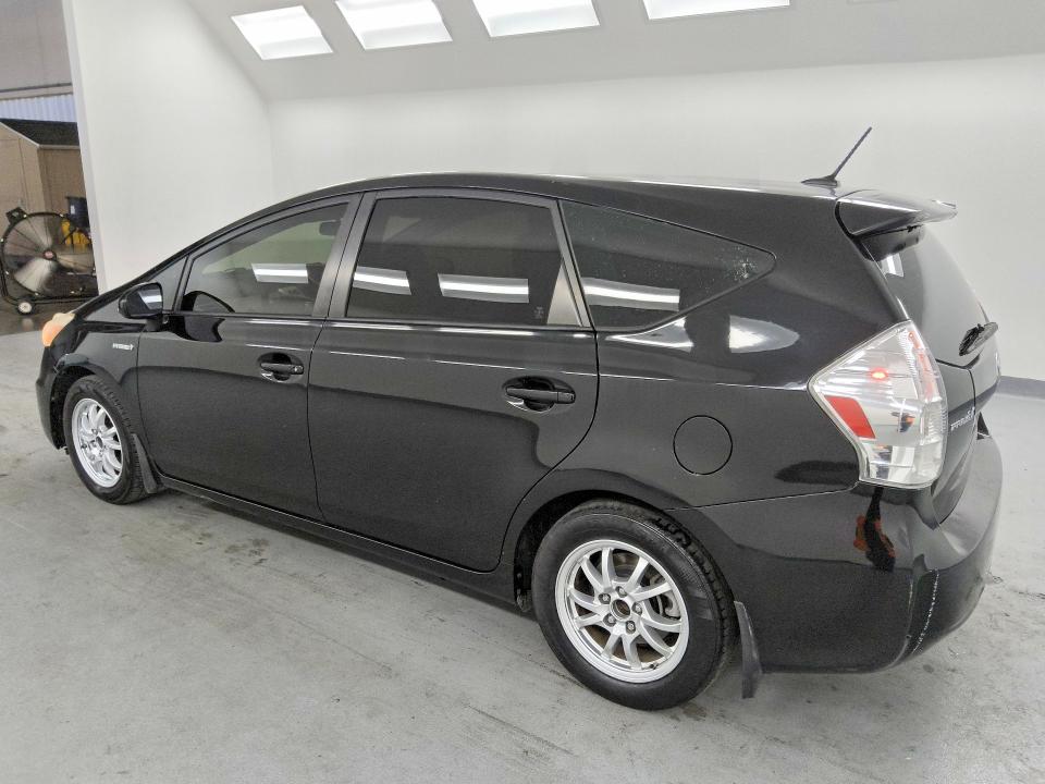 Продажа на аукционе авто 2012 Toyota Prius V, vin: JTDZN3EU3C3023054, номер лота: 55971556