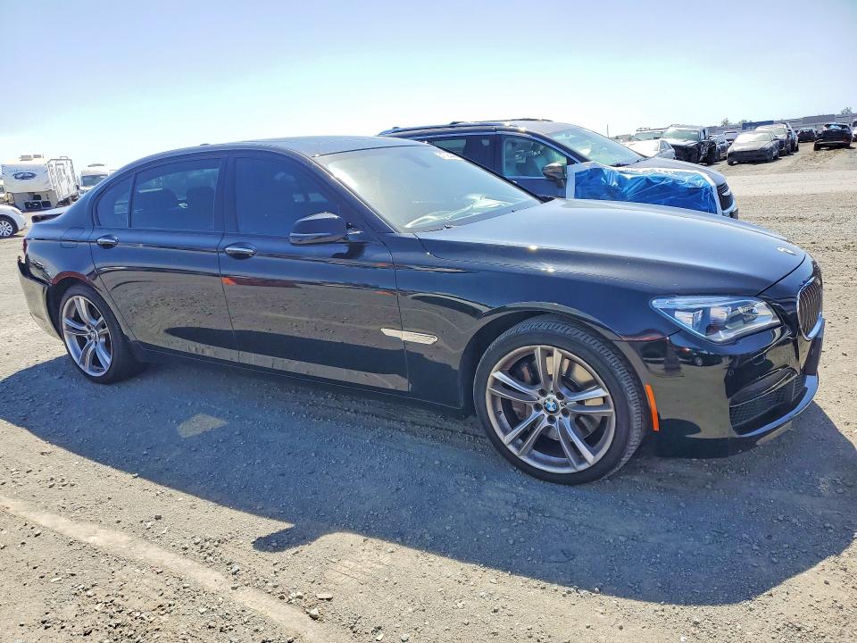 51526446 :رقم المزاد ، WBAYE8C56FD780840 vin ، 2015 Bmw 750 مزاد بيع