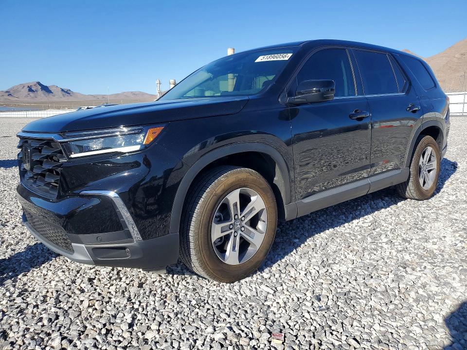 Auction sale of the 2025 Honda Pilot, vin: 5FNYG2H49SB042902, lot number: 51896056