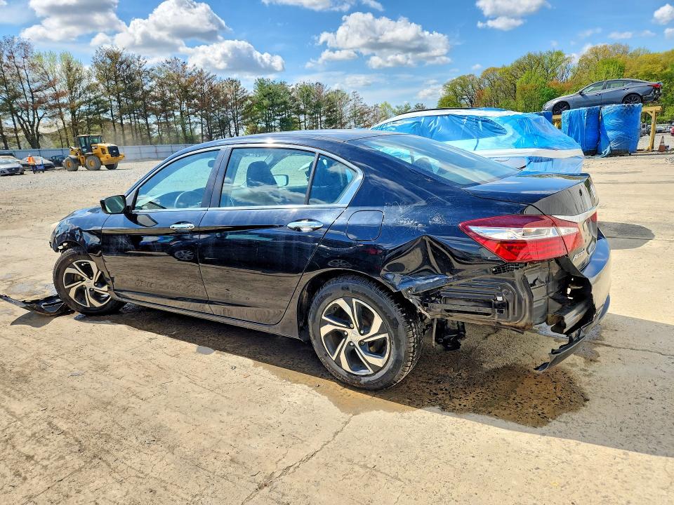 50414446 :رقم المزاد ، 1HGCR2F33HA183157 vin ، 2017 Honda Accord مزاد بيع