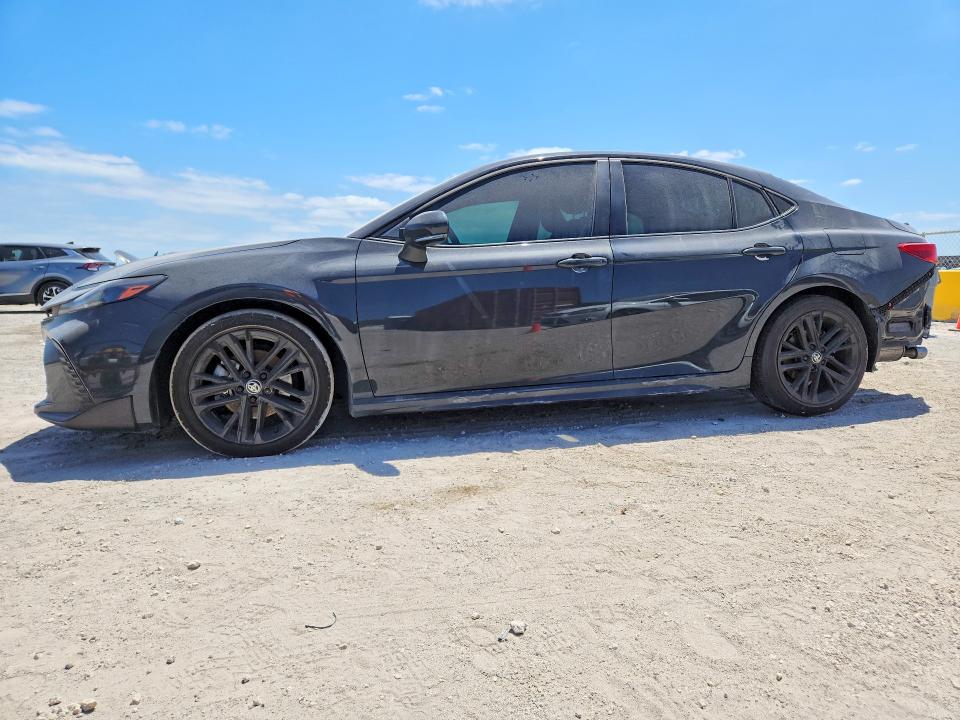 Auction sale of the 2025 Toyota Camry, vin: 4T1DAACK4SU158981, lot number: 49890586