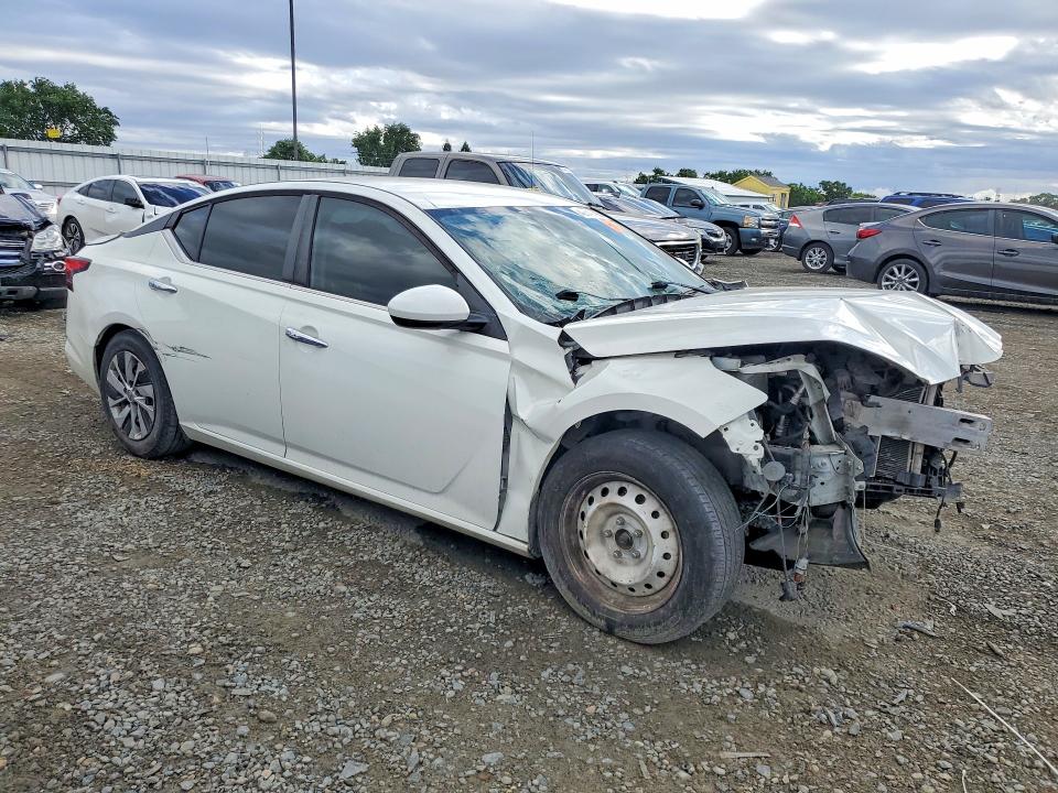 49540496 :رقم المزاد ، 1N4BL4BV1KC218262 vin ، 2019 Nissan Altima مزاد بيع