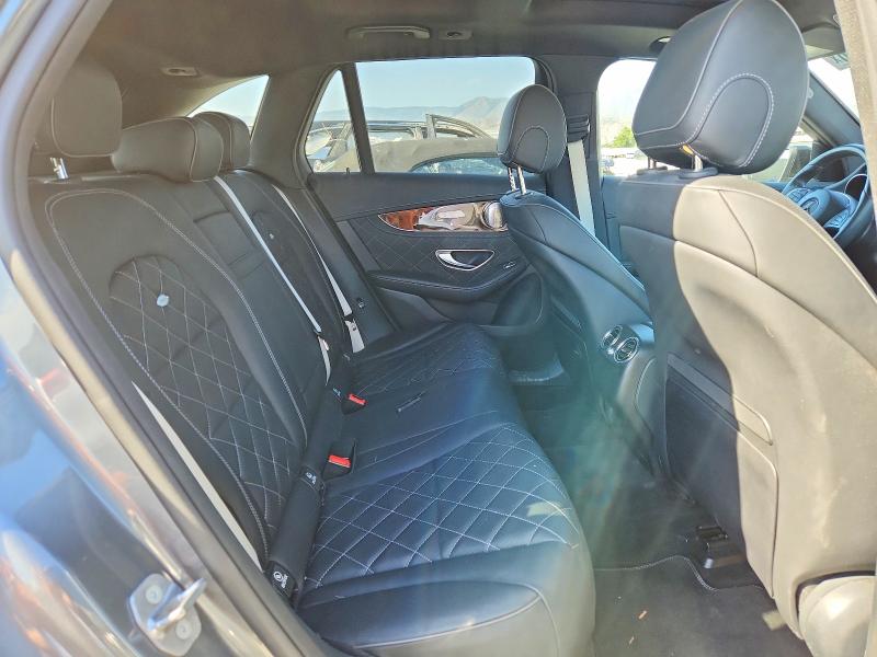51354616 :رقم المزاد ، WDC0G4KB5GF113266 vin ، 2016 Mercedes-benz Glc مزاد بيع