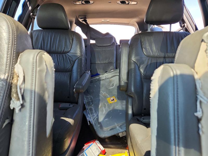 50788136 :رقم المزاد ، 5FNRL38698B408552 vin ، 2008 Honda Odyssey مزاد بيع