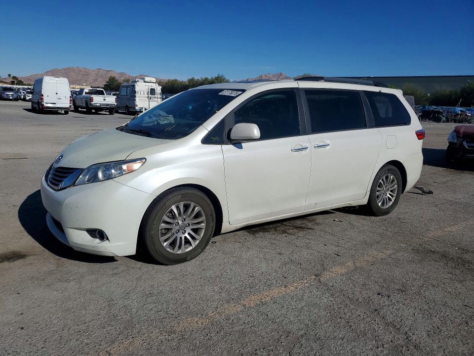 51176076 :رقم المزاد ، 5TDYK3DC4GS722291 vin ، 2016 Toyota Sienna مزاد بيع
