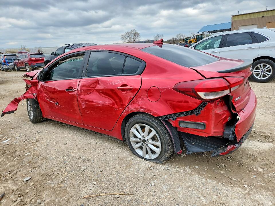 2017 Kia Forte მანქანა იყიდება აუქციონზე, vin: 3KPFL4A79HE107278, აუქციონის ნომერი: 47662576