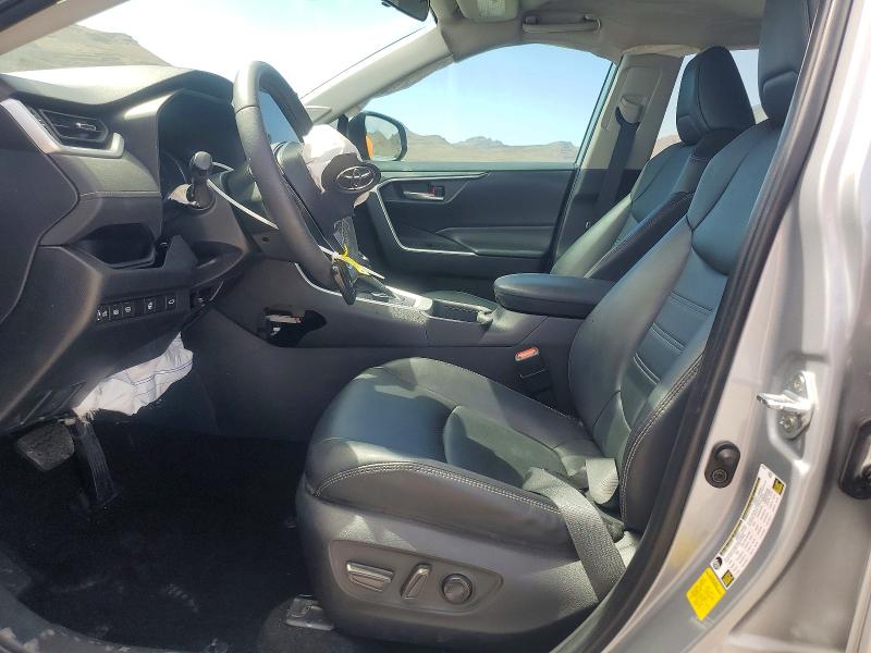 Продажа на аукционе авто 2024 Toyota Rav4, vin: 2T3B6RFV2RW047425, номер лота: 51693636