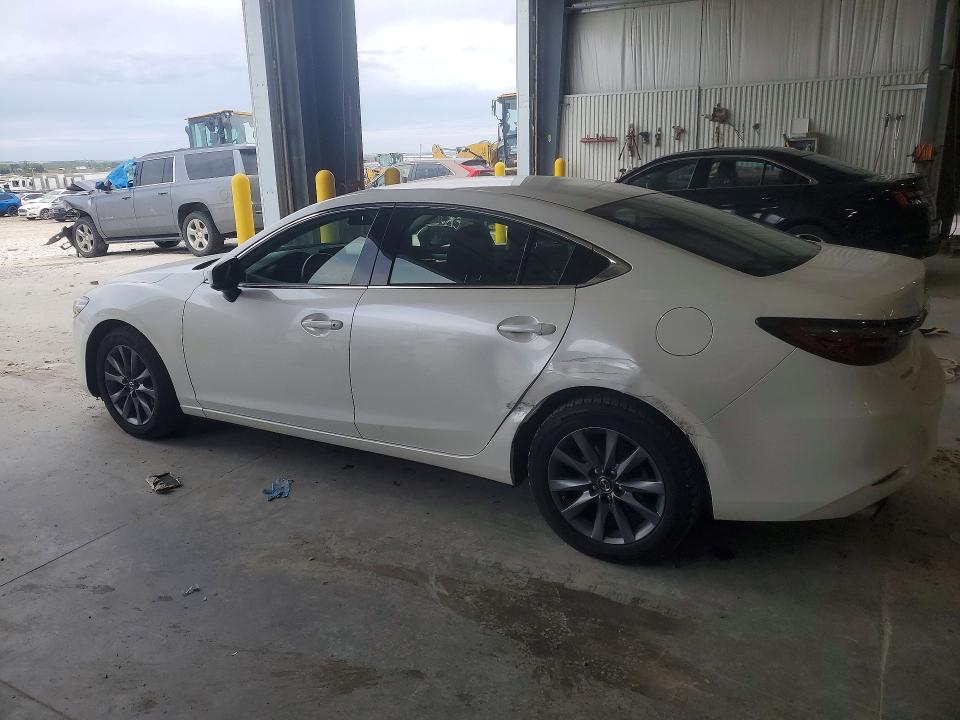 Продаж на аукціоні авто 2018 Mazda 6, vin: JM1GL1UM8J1311857, номер лоту: 51468396