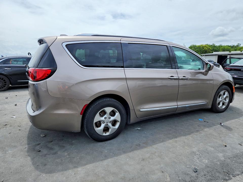 Продажа на аукционе авто 2017 Chrysler Pacifica, vin: 2C4RC1EG3HR763626, номер лота: 48737276