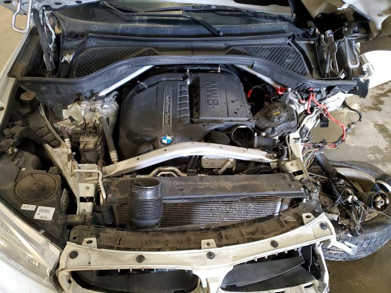 49066236 :رقم المزاد ، 5UXKR0C5XF0K70561 vin ، 2015 Bmw X5 مزاد بيع