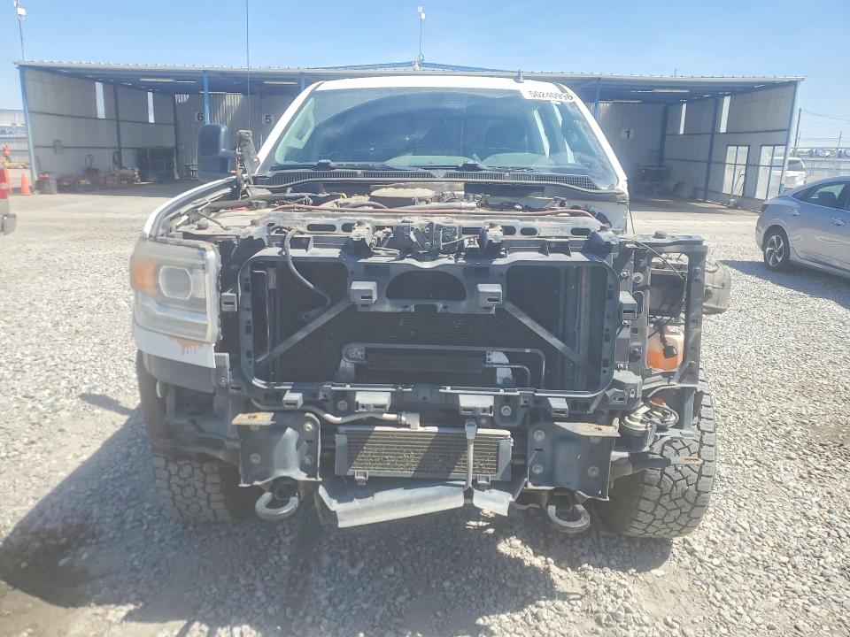 50240996 :رقم المزاد ، 1GT12ZE85FF147275 vin ، 2015 Gmc Sierra مزاد بيع