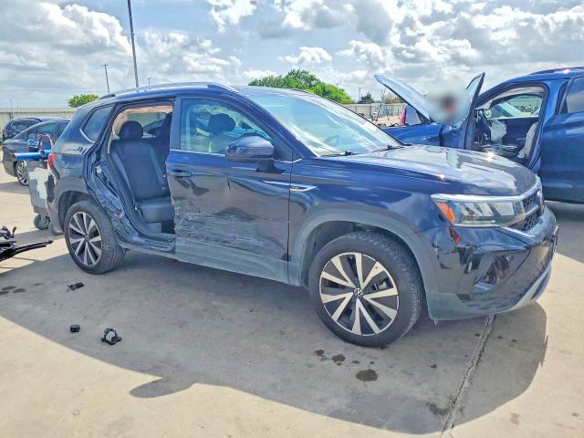 Продажа на аукционе авто 2024 Volkswagen Taos, vin: 3VVSX7B25RM067426, номер лота: 49503966