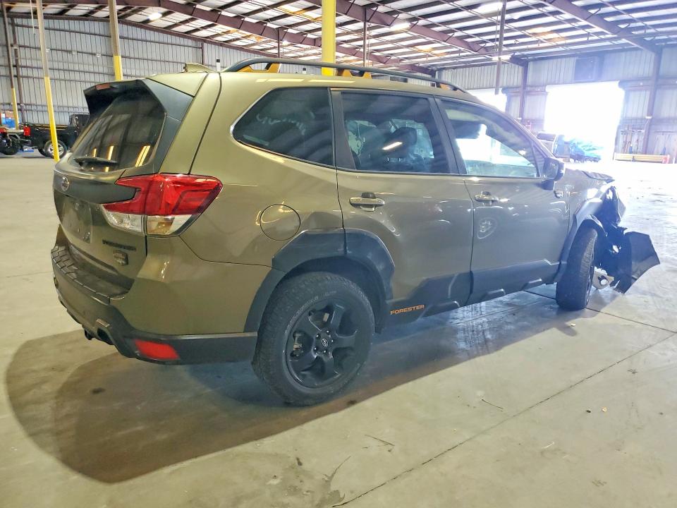Продажа на аукционе авто 2022 Subaru Forester, vin: JF2SKAMC6NH421518, номер лота: 48276126