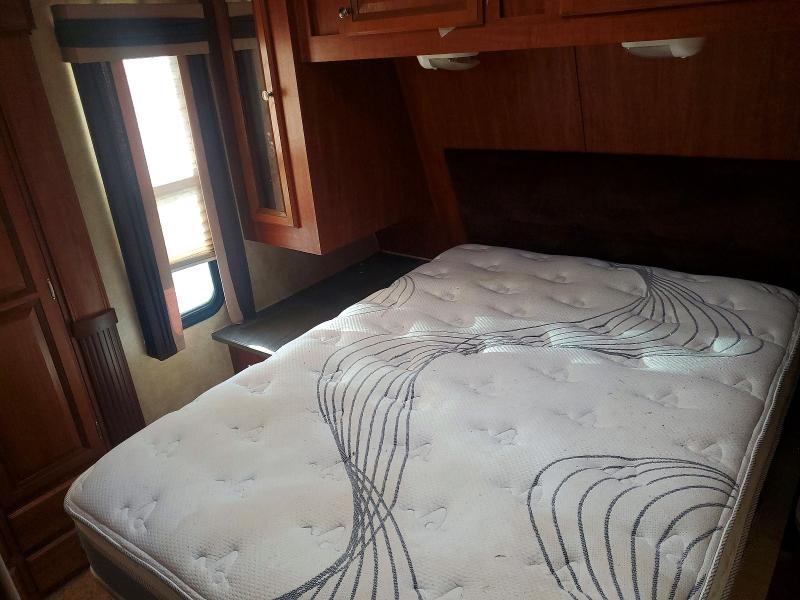 Продаж на аукціоні авто 2012 Jayco Eagle 350fs, vin: 1UJBJ0BS3C1DS0063, номер лоту: 48825926