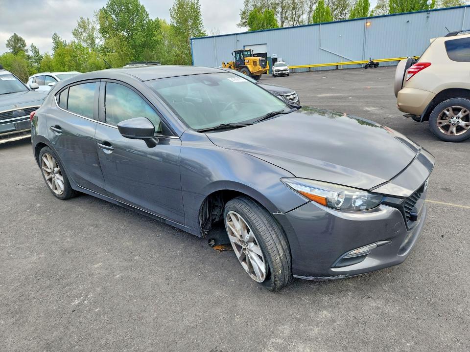 51202166 :رقم المزاد ، JM1BN1L70H1103613 vin ، 2017 Mazda 3 مزاد بيع