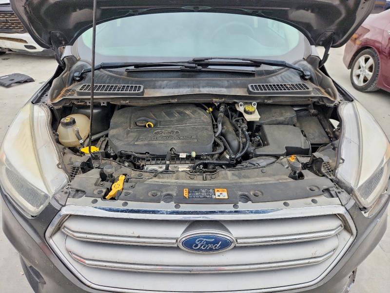 2017 Ford Escape მანქანა იყიდება აუქციონზე, vin: 1FMCU9GD6HUE39542, აუქციონის ნომერი: 49939186