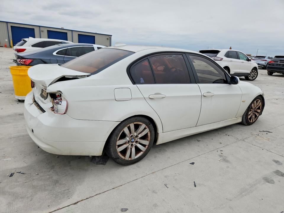 2006 Bmw 325 მანქანა იყიდება აუქციონზე, vin: WBAVB13576KX48428, აუქციონის ნომერი: 51894786