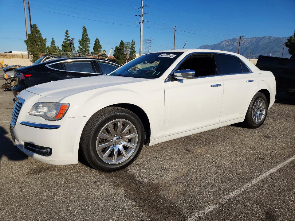 2012 Chrysler 300 მანქანა იყიდება აუქციონზე, vin: 2C3CCACG4CH182406, აუქციონის ნომერი: 48787176