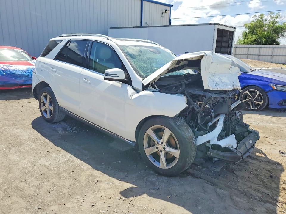 Продажа на аукционе авто 2016 Mercedes-benz Gle, vin: 4JGDA5HB1GA755174, номер лота: 48680036