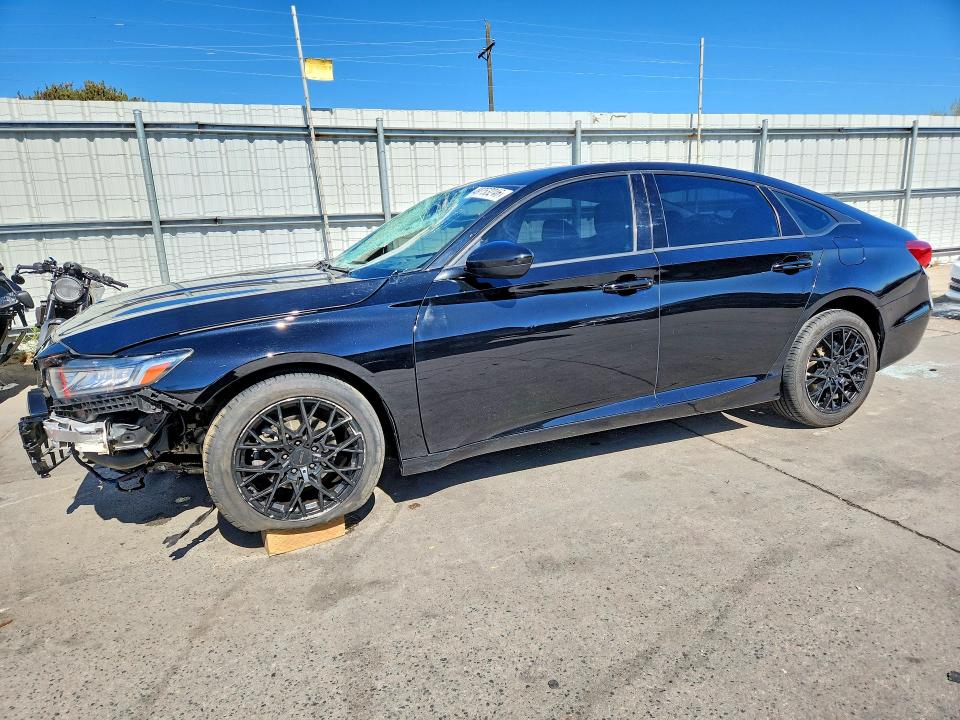 49753246 :رقم المزاد ، 1HGCV1F10JA053329 vin ، 2018 Honda Accord مزاد بيع