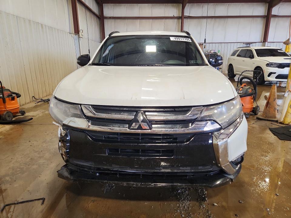 Продаж на аукціоні авто 2018 Mitsubishi Outlander, vin: JA4AZ3A38JZ020413, номер лоту: 49917706