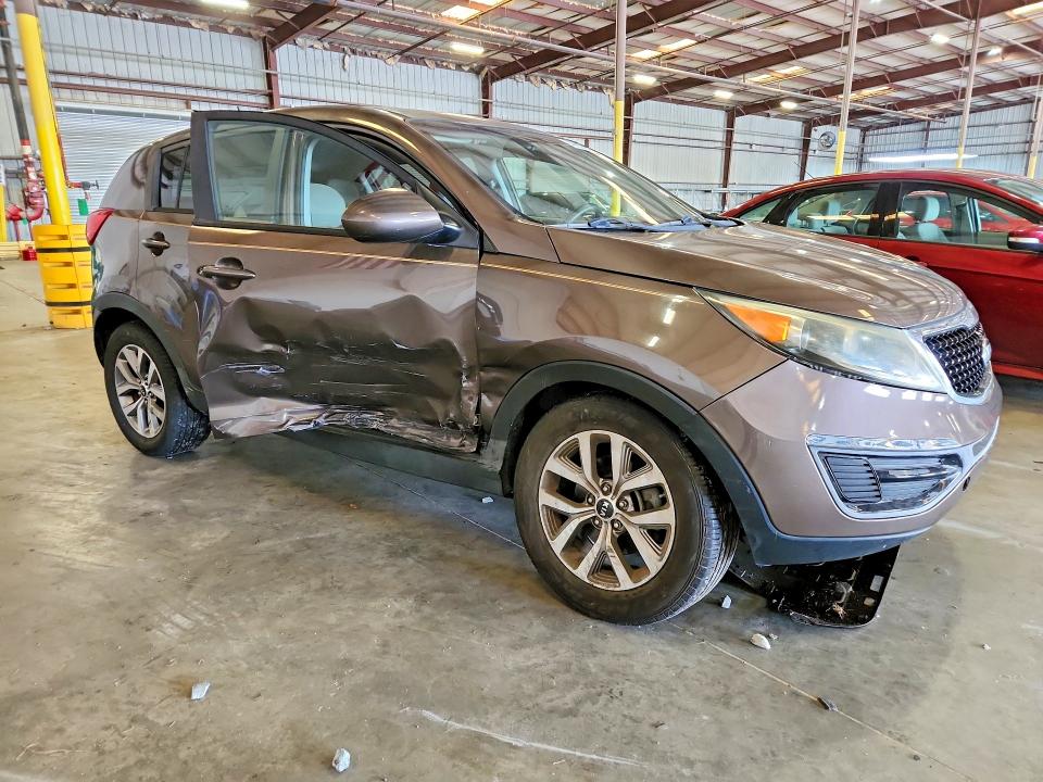 49937996 :رقم المزاد ، KNDPB3AC0F7759492 vin ، 2015 Kia Sportage مزاد بيع