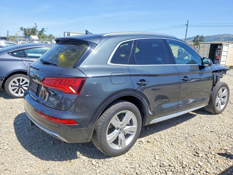 2018 Audi Q5 მანქანა იყიდება აუქციონზე, vin: WA1BNAFY8J2235565, აუქციონის ნომერი: 50151876