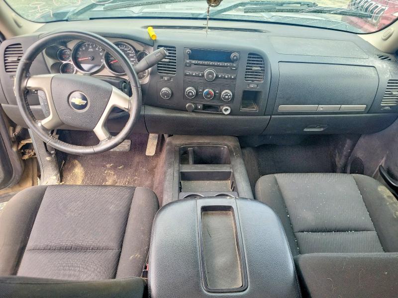 74077075 :رقم المزاد ، 1GCSKSEA6AZ130104 vin ، 2010 Chevrolet Silverado مزاد بيع