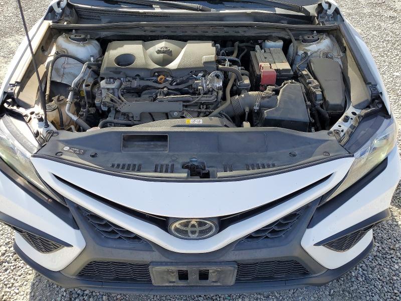 Продаж на аукціоні авто 2021 Toyota Camry, vin: 4T1G11AK0MU616809, номер лоту: 50305186