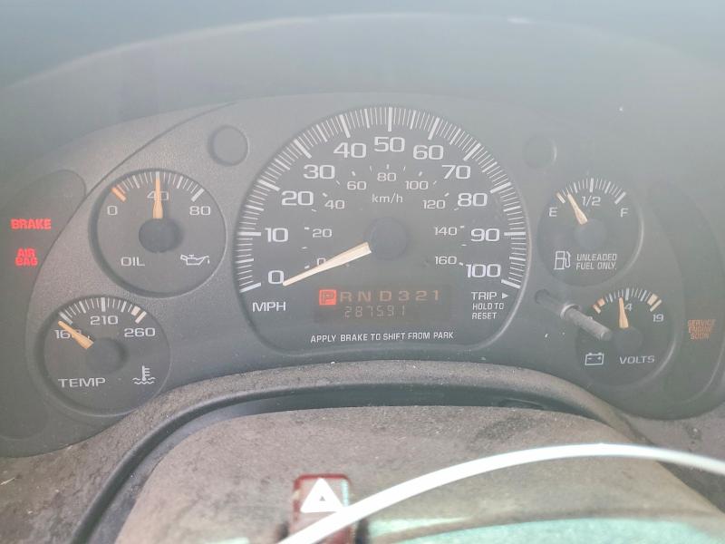 2002 Chevrolet Express G1500 მანქანა იყიდება აუქციონზე, vin: 1GCFG15R121183618, აუქციონის ნომერი: 49879606