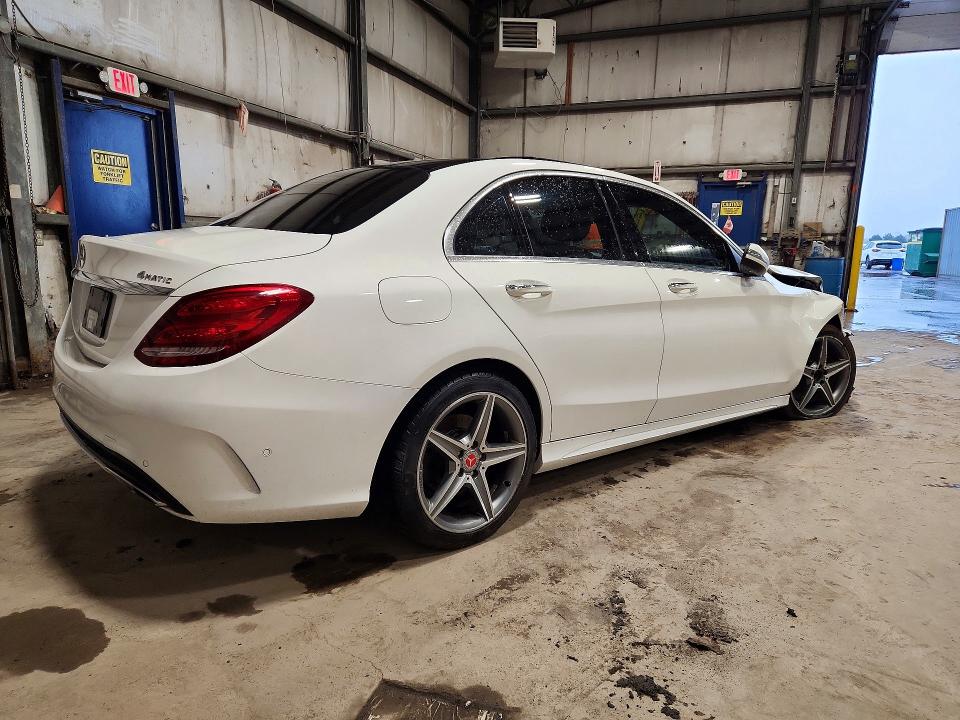 2016 Mercedes-benz C მანქანა იყიდება აუქციონზე, vin: 55SWF4KB0GU099122, აუქციონის ნომერი: 49627346