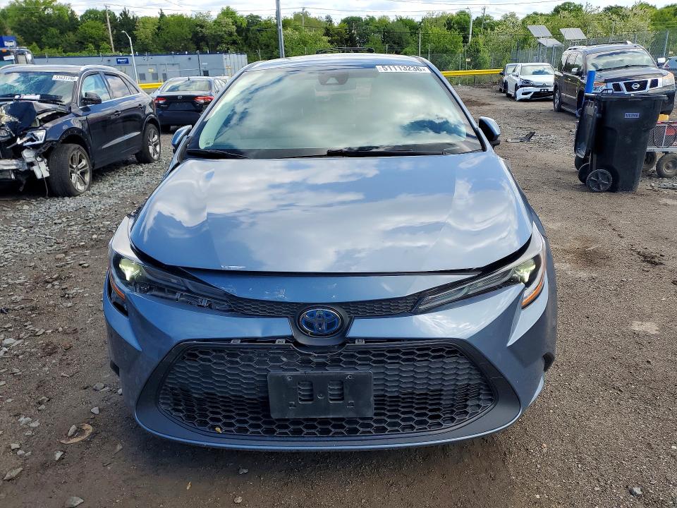 51113236 :رقم المزاد ، JTDEAMDE1NJ051525 vin ، 2022 Toyota Corolla مزاد بيع