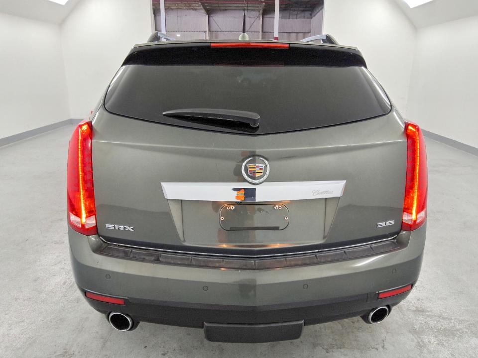 50621336 :رقم المزاد ، 3GYFNCE32DS542886 vin ، 2013 Cadillac Srx مزاد بيع
