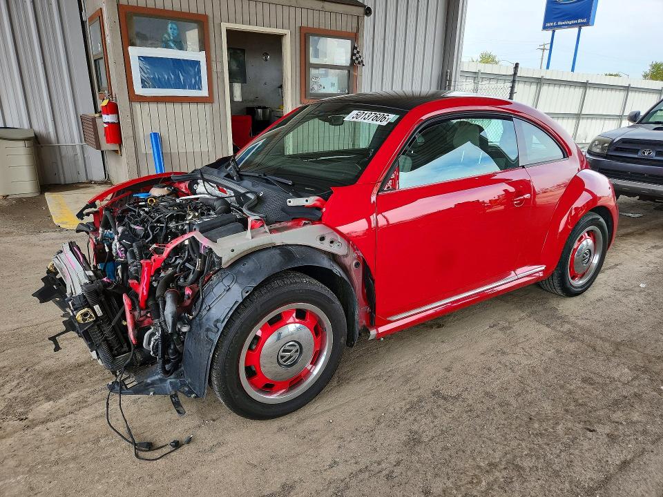 Продаж на аукціоні авто 2018 Volkswagen Beetle, vin: 3VWFD7AT5JM705338, номер лоту: 50137606