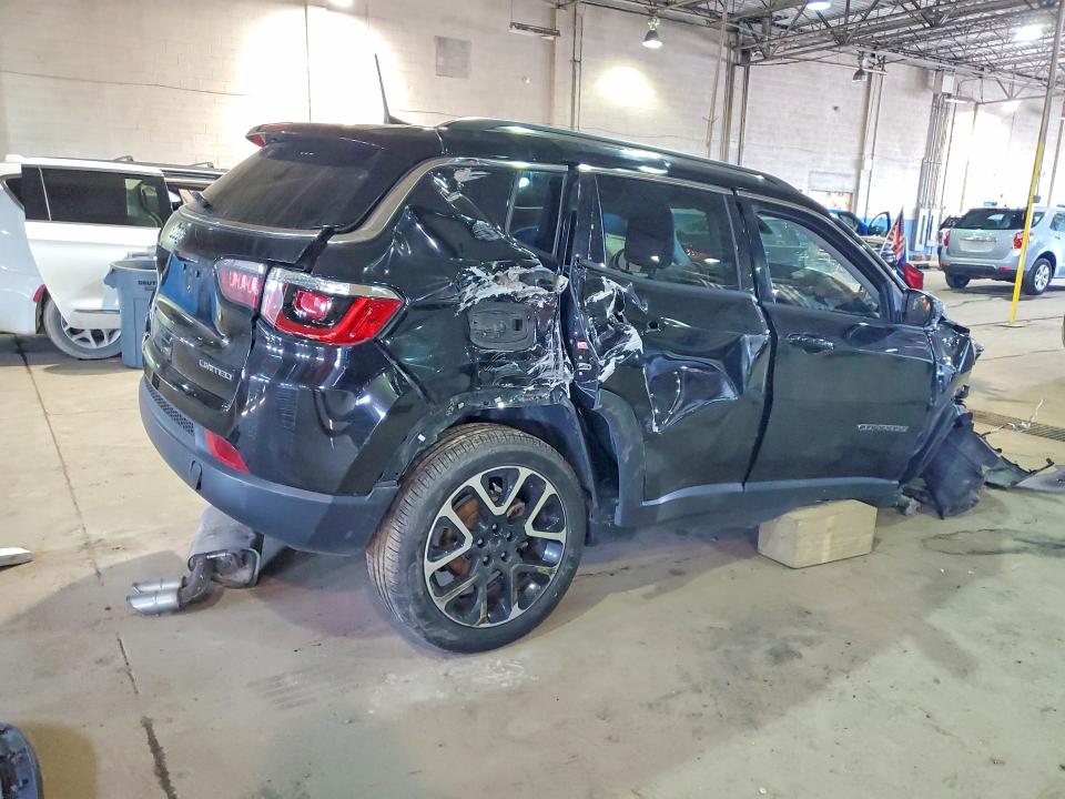 Продаж на аукціоні авто 2018 Jeep Compass, vin: 3C4NJDCB7JT423489, номер лоту: 48790246