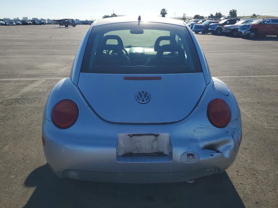 51072256 :رقم المزاد ، 3VWCC21CXXM473398 vin ، 1999 Volkswagen New Beetle مزاد بيع