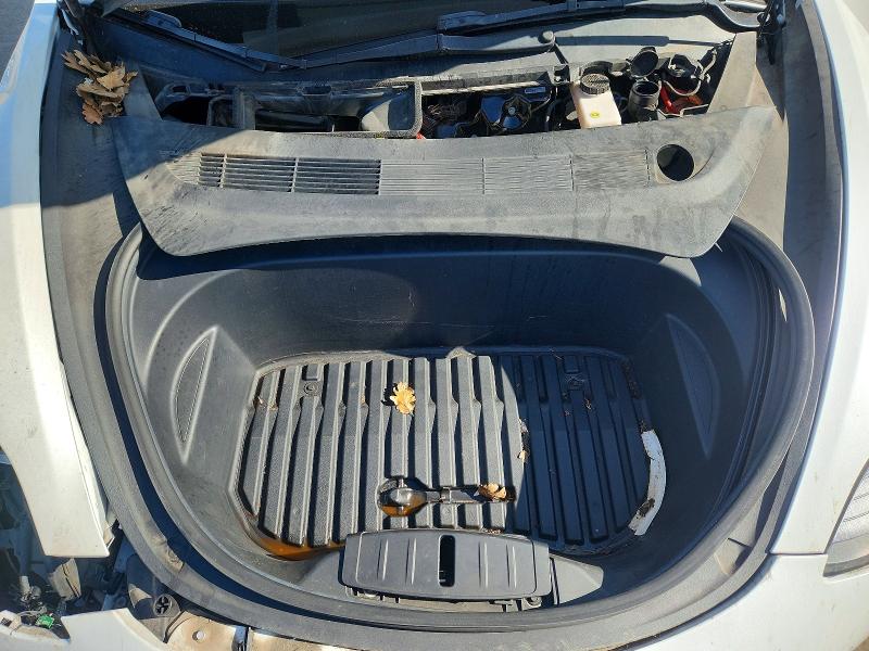 2022 Tesla Model 3 მანქანა იყიდება აუქციონზე, vin: 5YJ3E1EB8NF250383, აუქციონის ნომერი: 49012756