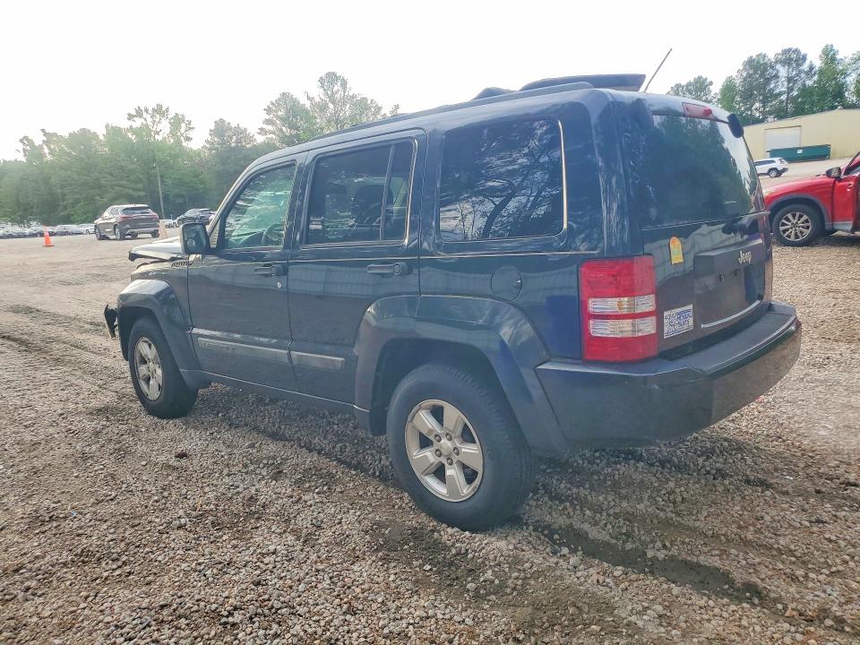 2010 Jeep Liberty მანქანა იყიდება აუქციონზე, vin: 1J4PP2GK2AW181513, აუქციონის ნომერი: 51617656