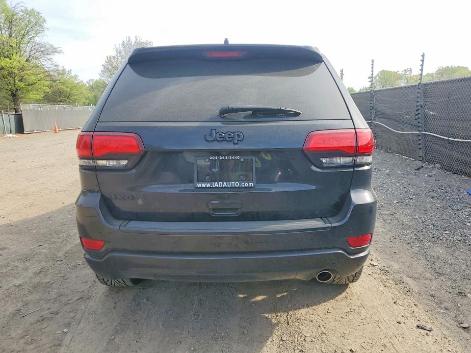 50135136 :رقم المزاد ، 1C4RJFAGXJC387529 vin ، 2018 Jeep Grand Cherokee مزاد بيع