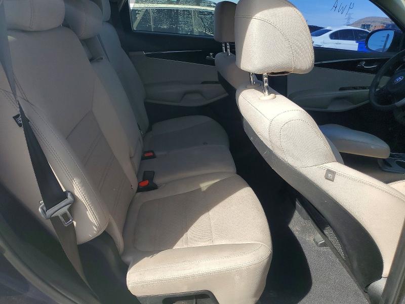 Продажа на аукционе авто 2017 Kia Sorento, vin: 5XYPG4A52HG336007, номер лота: 48901366