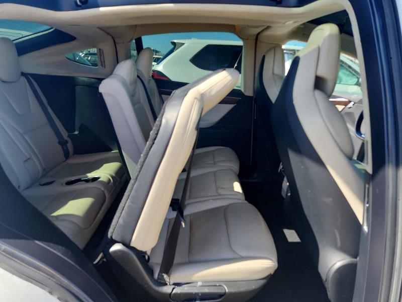 Продаж на аукціоні авто 2018 Tesla Model X, vin: 5YJXCAE24JF089161, номер лоту: 48693356