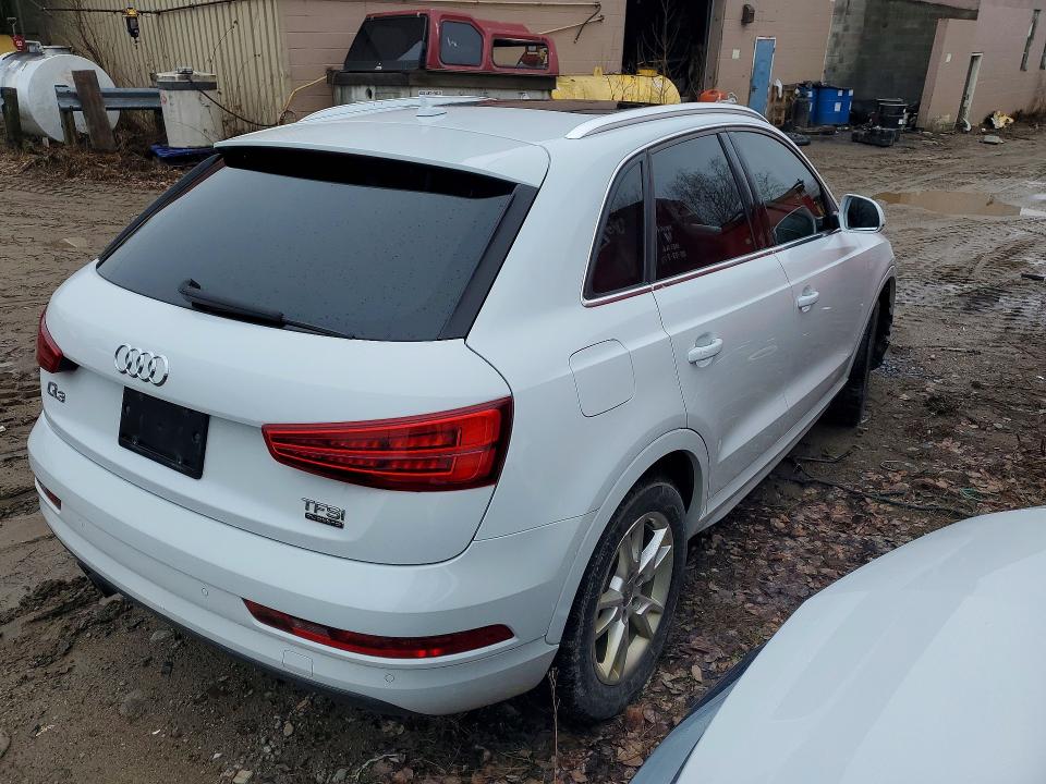 2016 Audi Q3 მანქანა იყიდება აუქციონზე, vin: WA1JFCFS4GR022063, აუქციონის ნომერი: 49938966