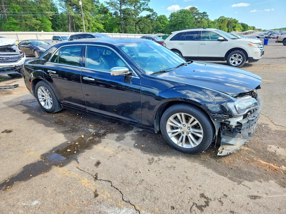 49780486 :رقم المزاد ، 2C3CCAEGXFH755911 vin ، 2015 Chrysler 300c مزاد بيع