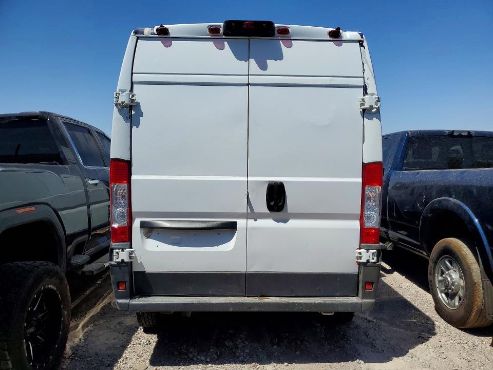 52275626 :رقم المزاد ، 3C6TRVBG8LE103244 vin ، 2020 Ram Promaster 1500 مزاد بيع