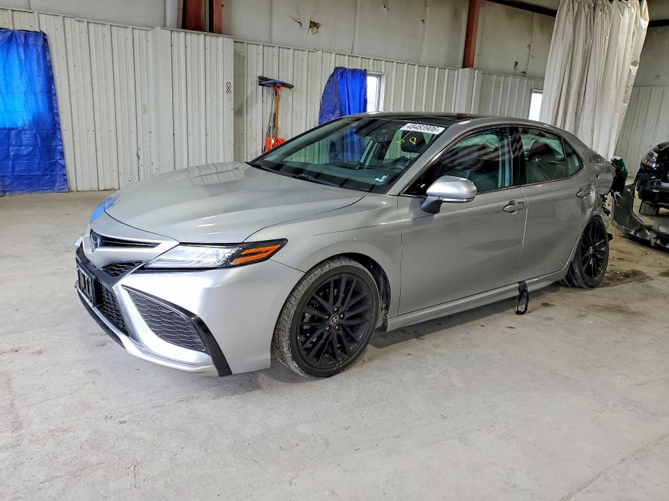 Auction sale of the 2022 Toyota Camry, vin: 4T1K61BK0NU063168, lot number: 48483906