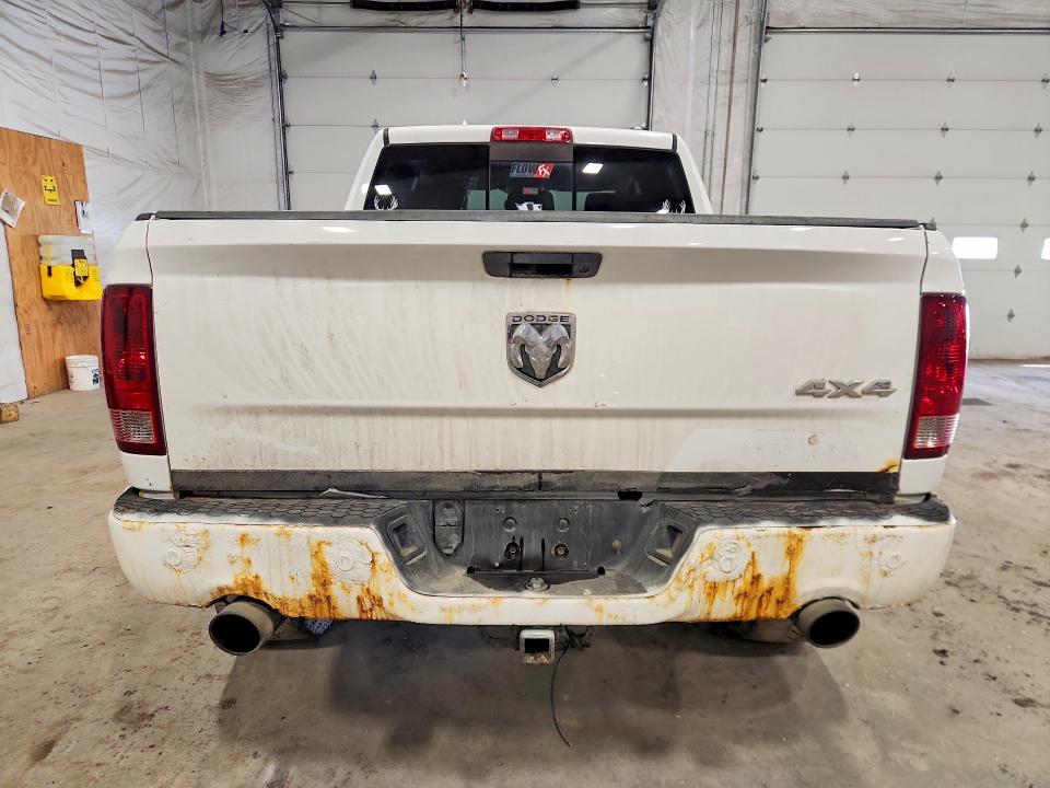 48914546 :رقم المزاد ، 1D7RV1CT5AS182956 vin ، 2010 Dodge Ram 1500 مزاد بيع