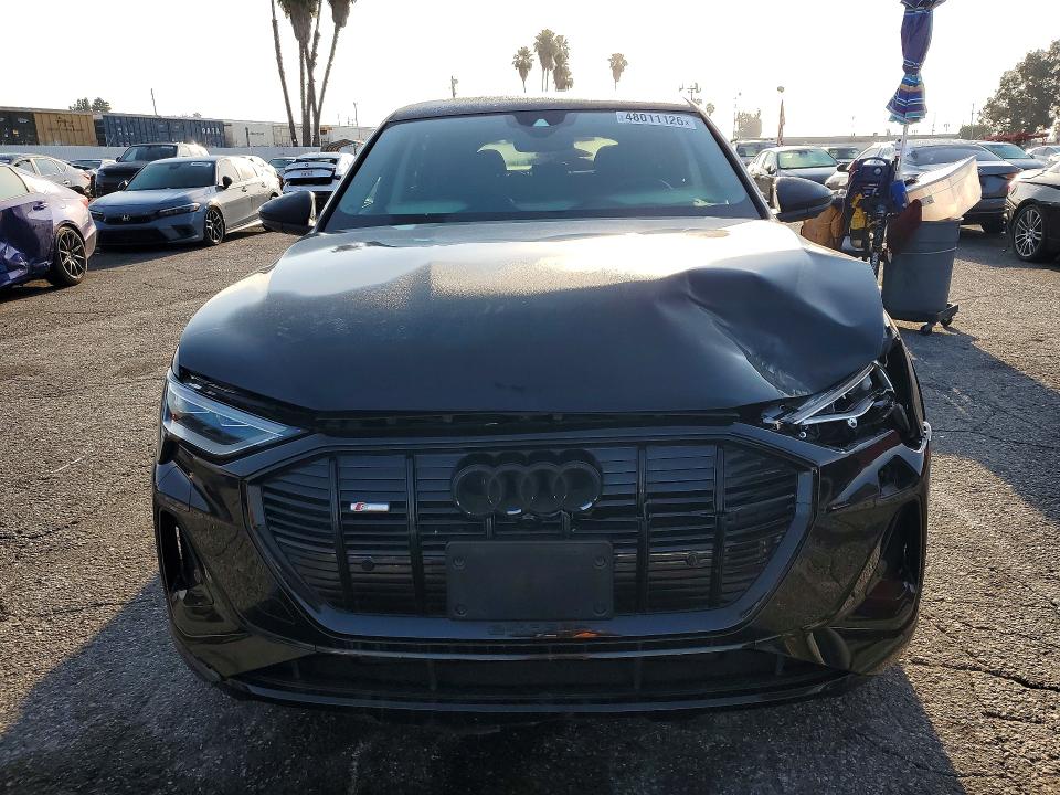 Продажа на аукционе авто 2022 Audi E-tron, vin: WA11AAGE1NB014276, номер лота: 48011126